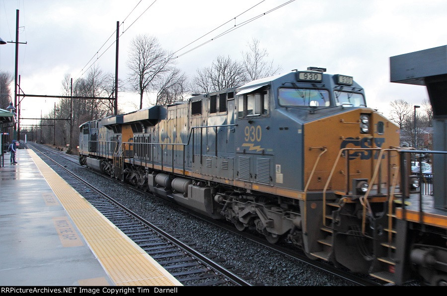 CSX 930 2nd on Q438